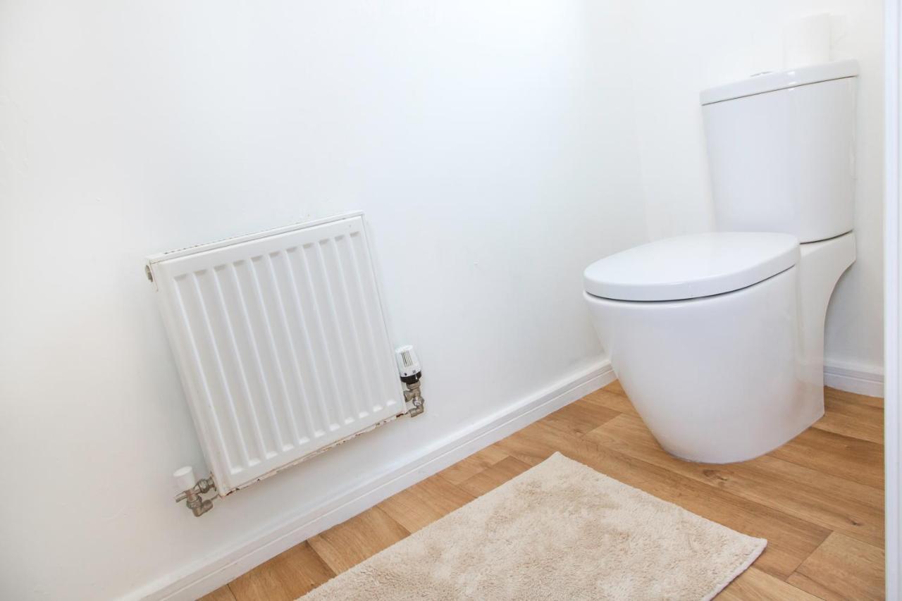Cozy Townhouse In The Heart Of Greater Manchester Villa Luaran gambar