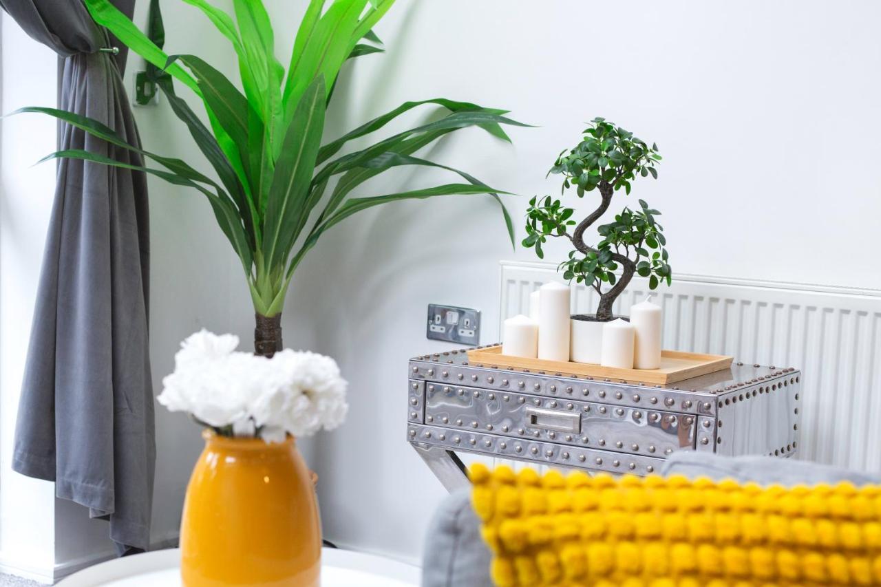 Cozy Townhouse In The Heart Of Greater Manchester Villa Luaran gambar